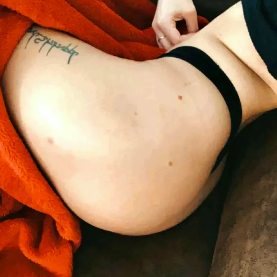 Catriona, 30