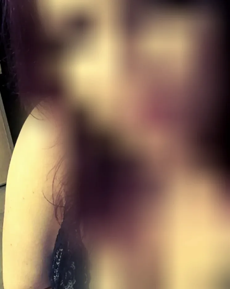 Nia, 36
